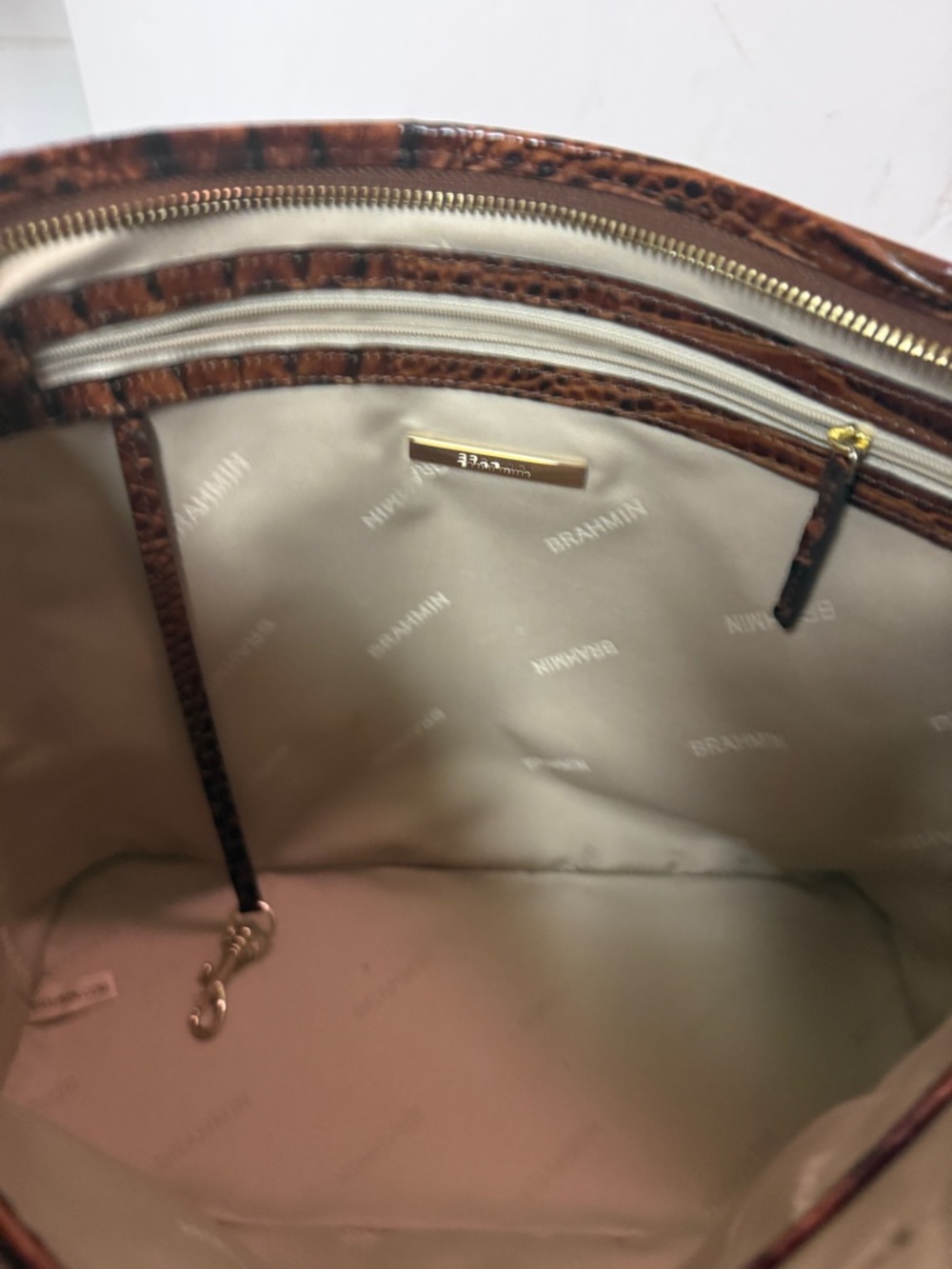 Brahmin Medium Asher Tote in Pecan Melbourne Leather - Clean & Dust Bag Included - Picture 7 of 9